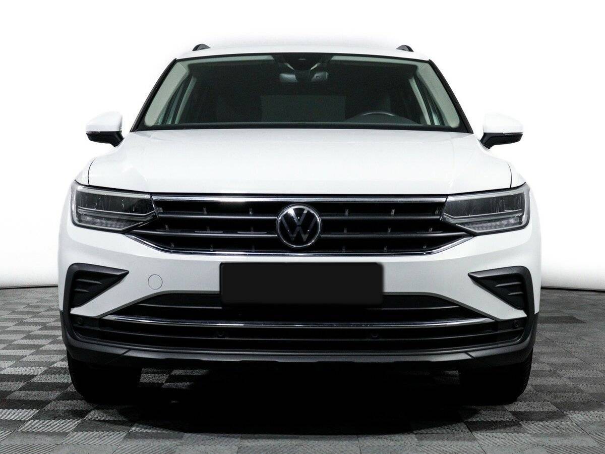 Volkswagen Tiguan с пробегом — 2021 год. Фото: #1