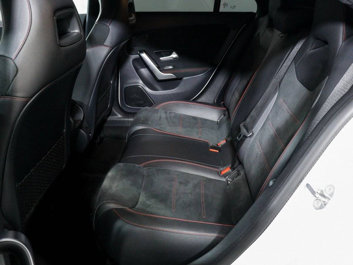 Mercedes-Benz CLA с пробегом — 2021 год. Фото: #5