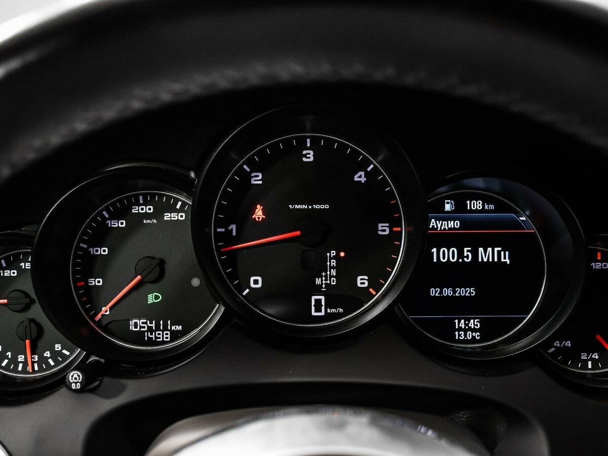 Porsche Cayenne с пробегом — 2016 год. Фото: #9