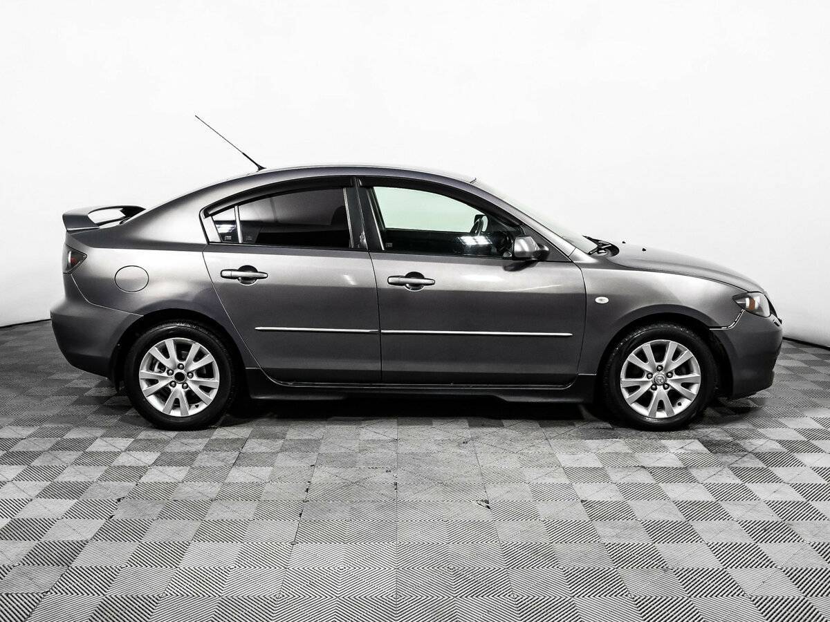 Mazda 3 с пробегом — 2007 год. Фото: #3