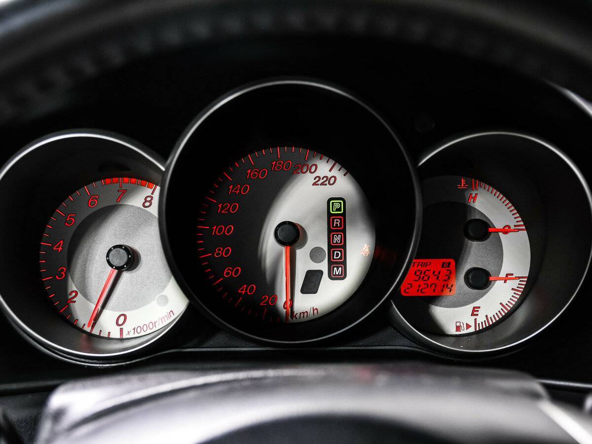 Mazda 3 с пробегом — 2007 год. Фото: #9