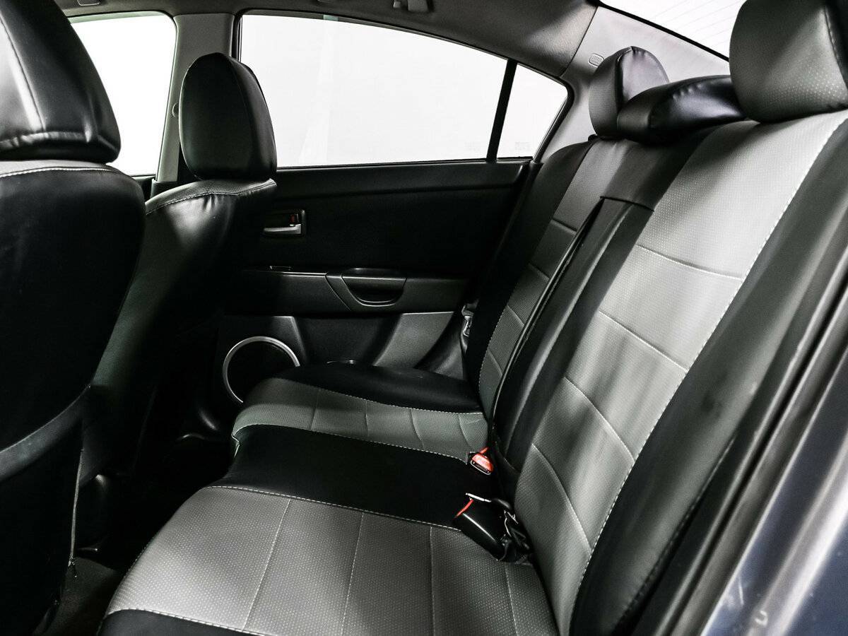 Mazda 3 с пробегом — 2007 год. Фото: #12