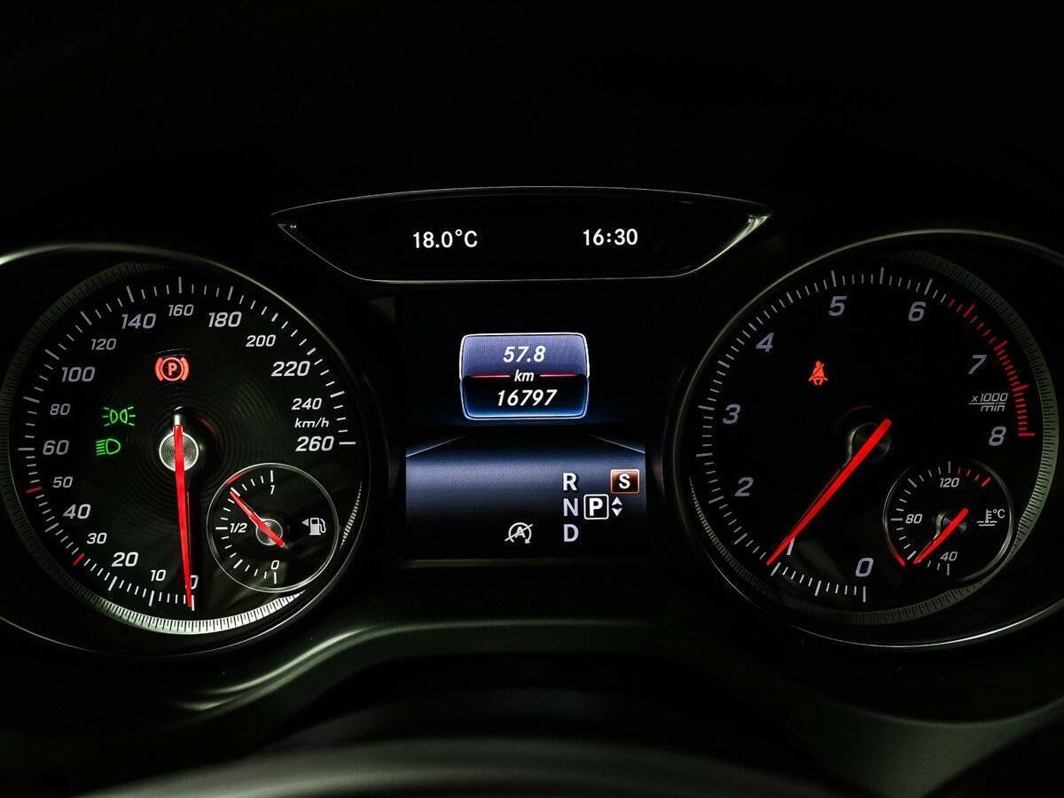 Mercedes-Benz GLA с пробегом — 2018 год. Фото: #9