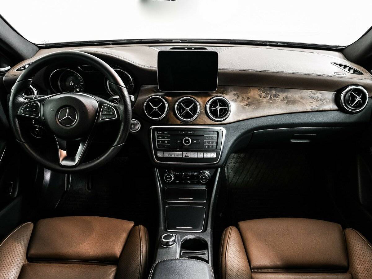 Mercedes-Benz GLA с пробегом — 2018 год. Фото: #10