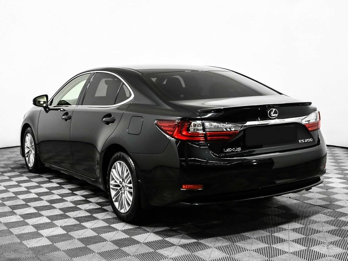 Lexus ES с пробегом — 2016 год. Фото: #6