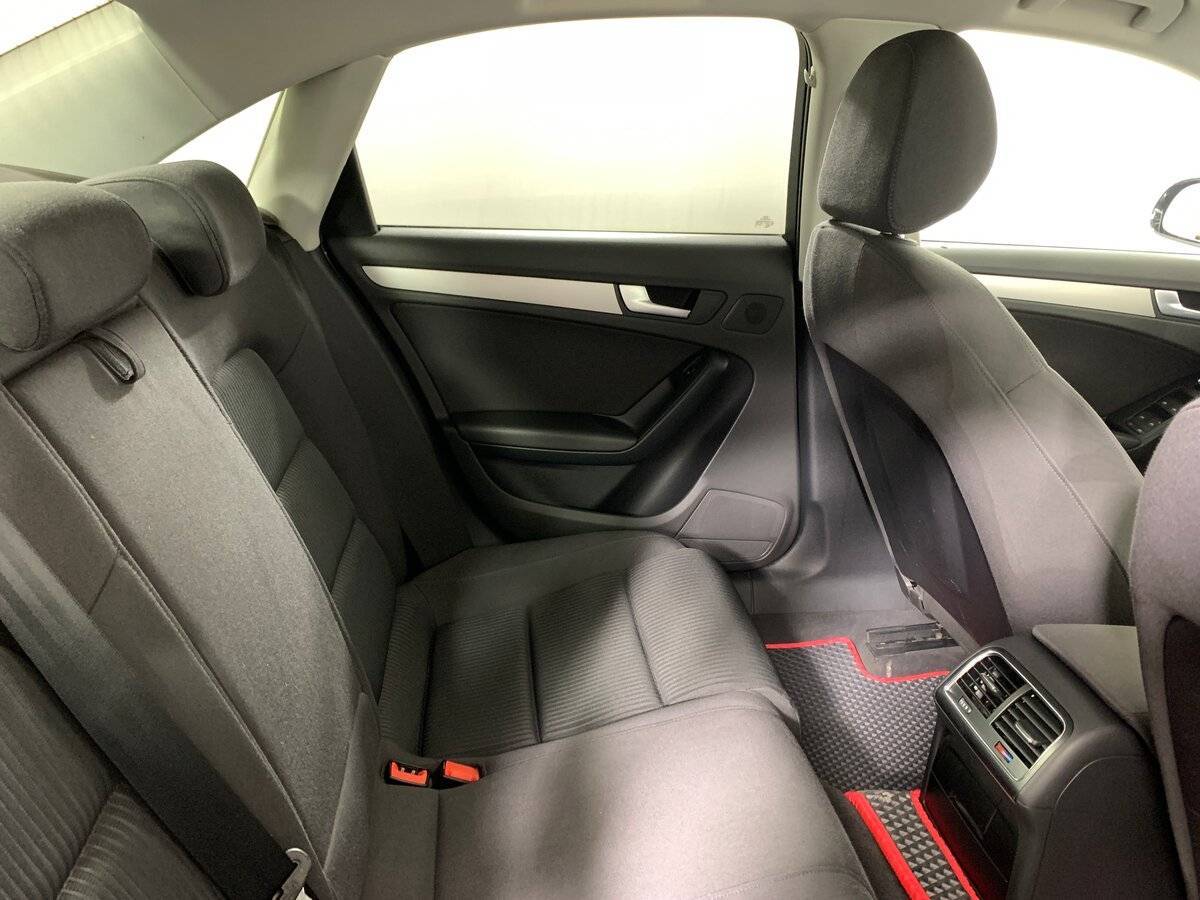 Audi A4 с пробегом — 2010 год. Фото: #16