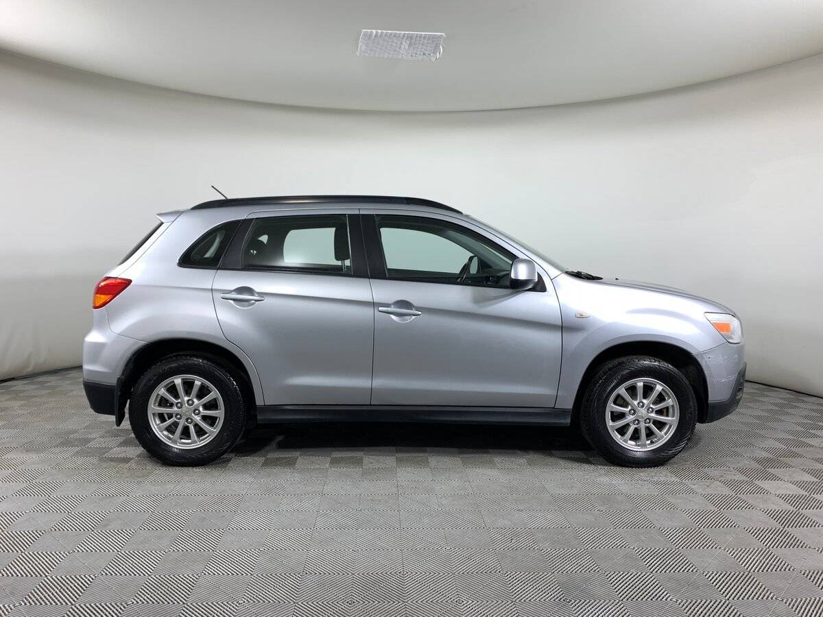 Mitsubishi ASX с пробегом — 2011 год. Фото: #3