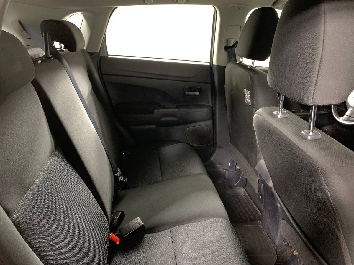 Mitsubishi ASX с пробегом — 2011 год. Фото: #16