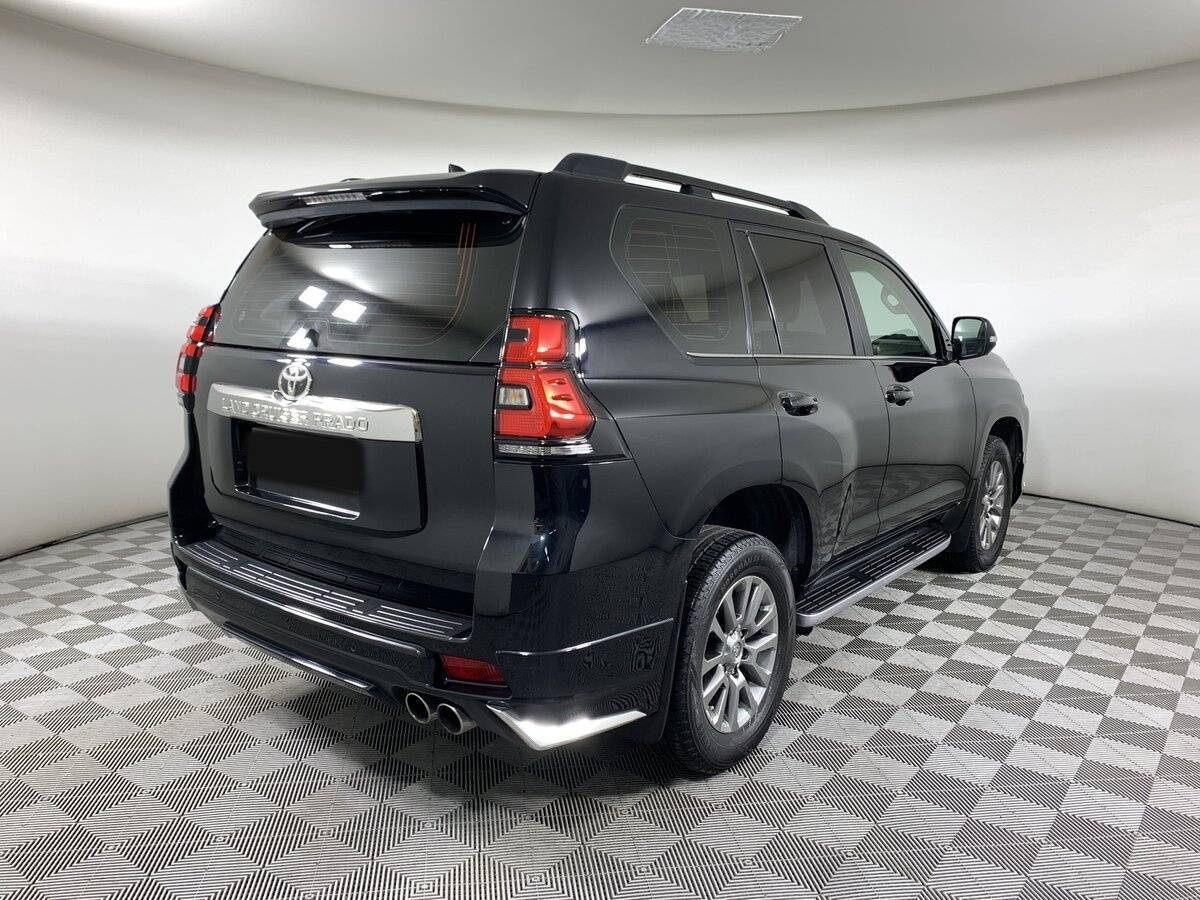 Toyota Land Cruiser Prado с пробегом — 2018 год. Фото: #4