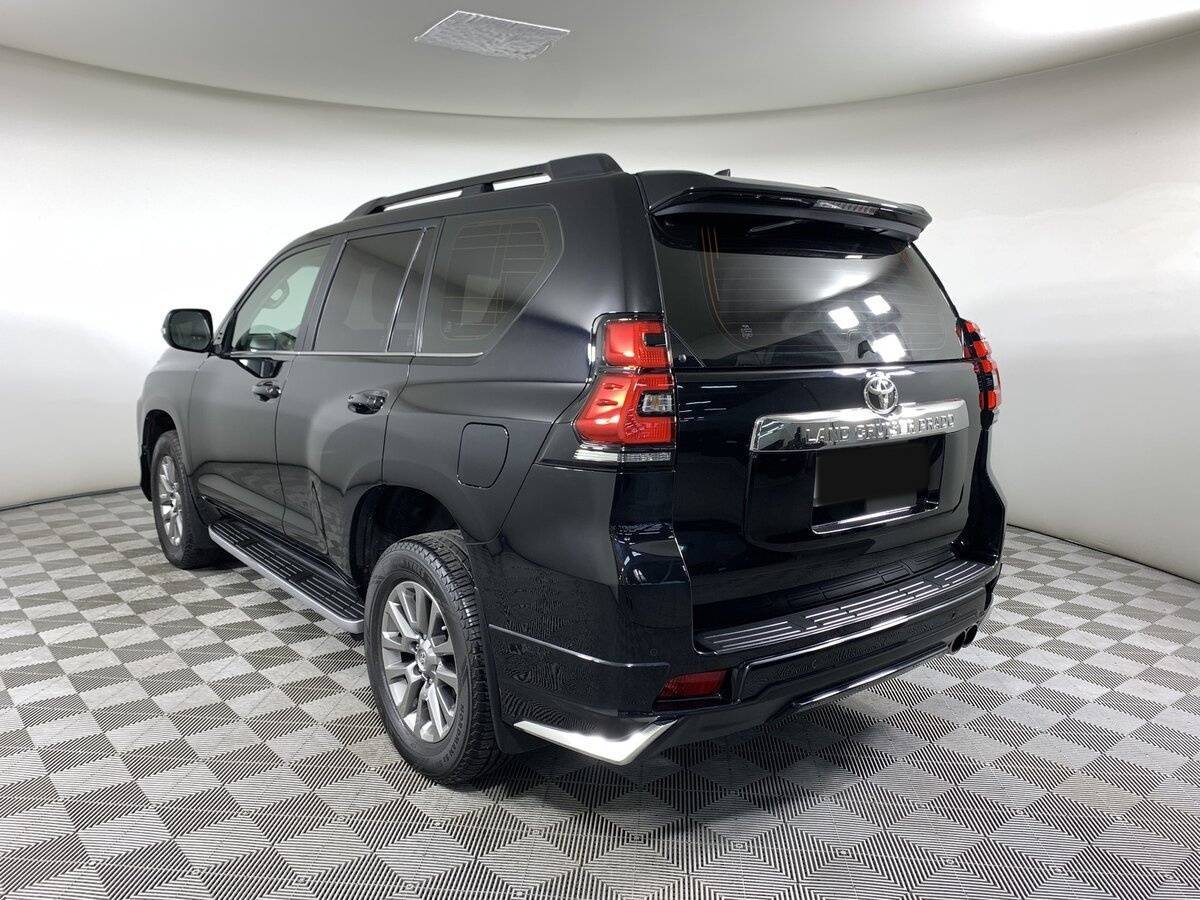 Toyota Land Cruiser Prado с пробегом — 2018 год. Фото: #6