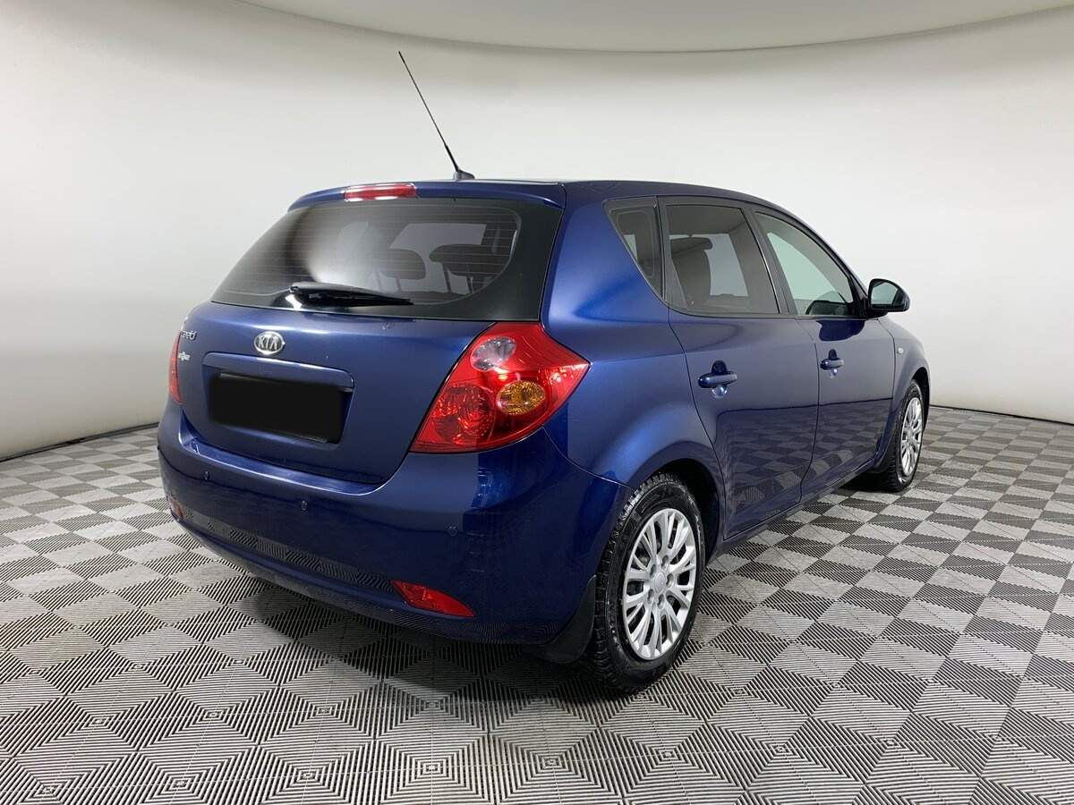 Kia Ceed с пробегом — 2009 год. Фото: #4