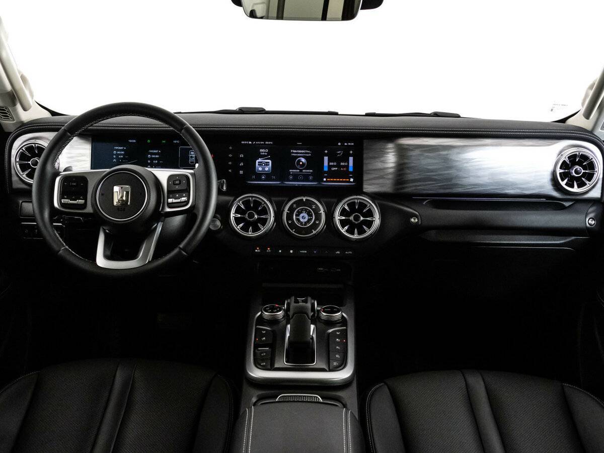 Tank 300 с пробегом — 2024 год. Фото: #10