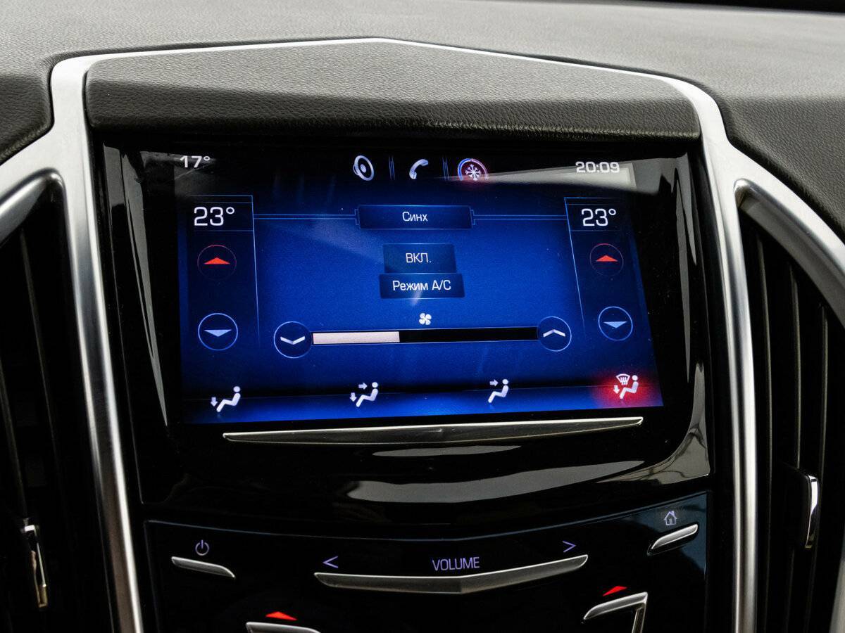 Cadillac SRX с пробегом — 2014 год. Фото: #16