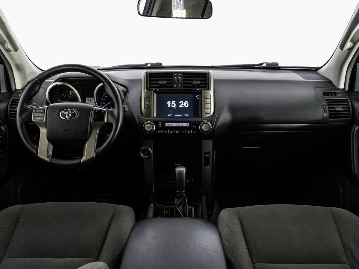 Toyota Land Cruiser Prado с пробегом — 2013 год. Фото: #9