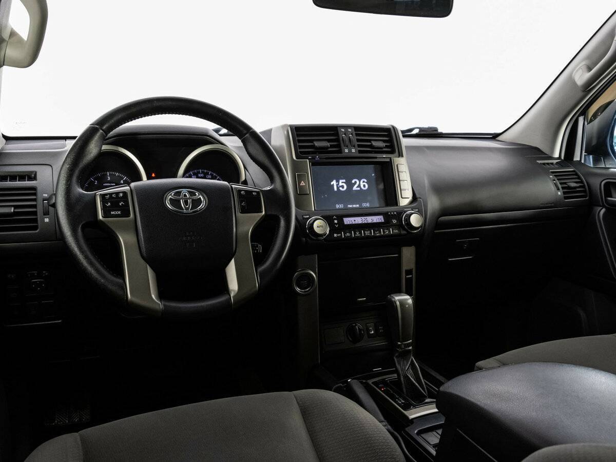 Toyota Land Cruiser Prado с пробегом — 2013 год. Фото: #10