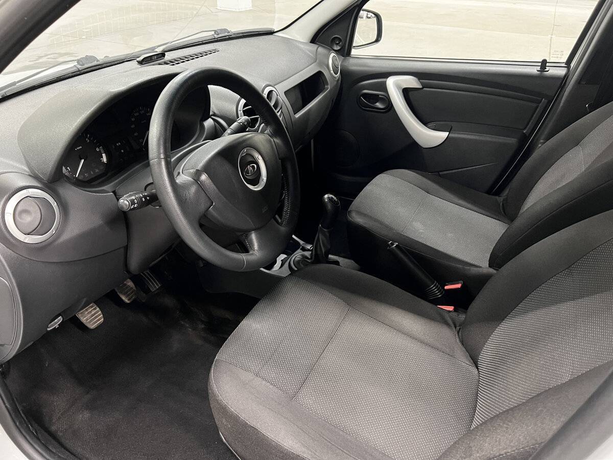 Lada (ВАЗ) Largus с пробегом — 2017 год. Фото: #15