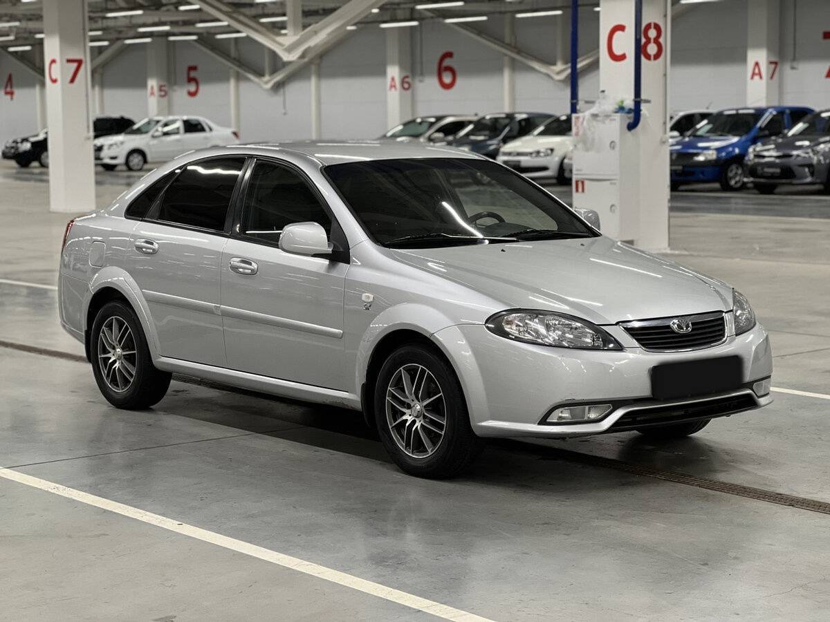 Daewoo Gentra с пробегом — 2013 год. Фото: #2