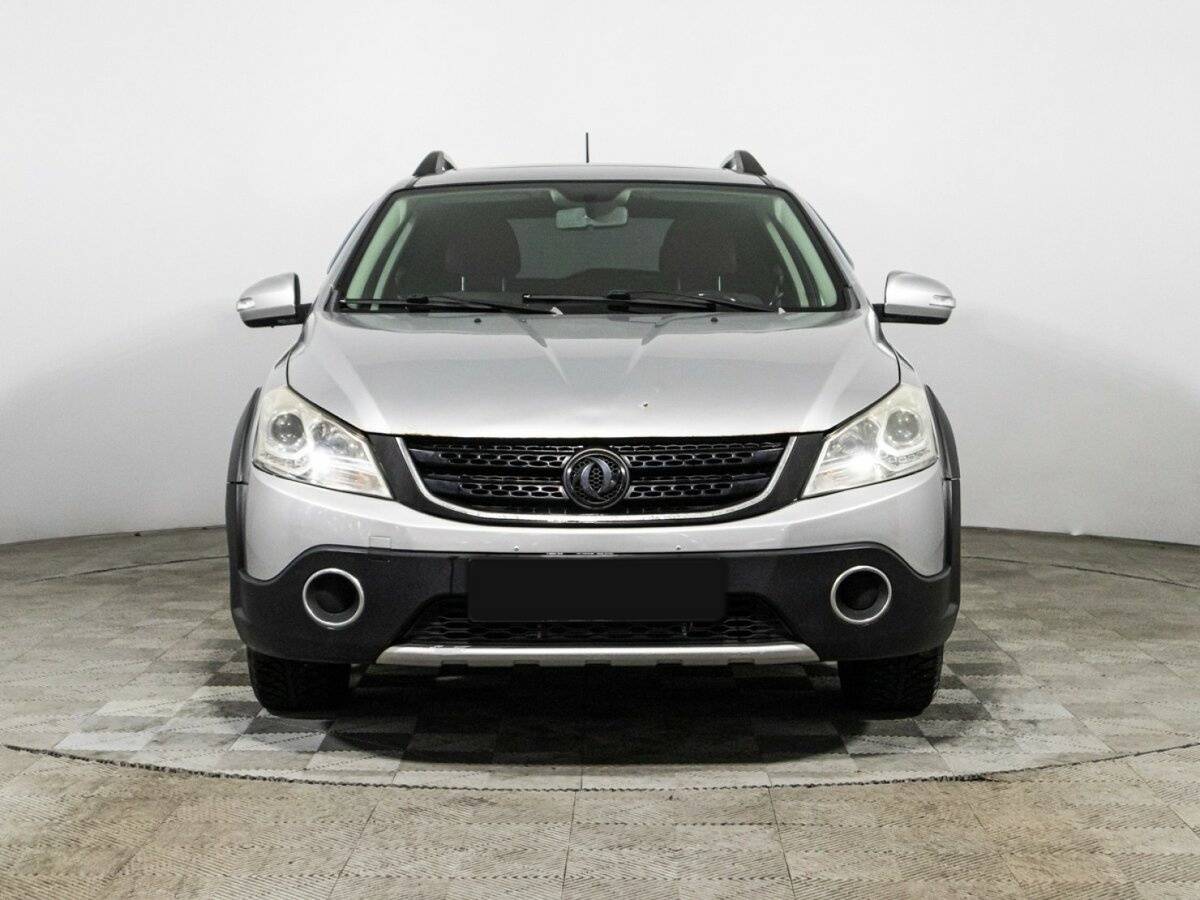 Dongfeng H30 Cross с пробегом — 2014 год. Фото: #1