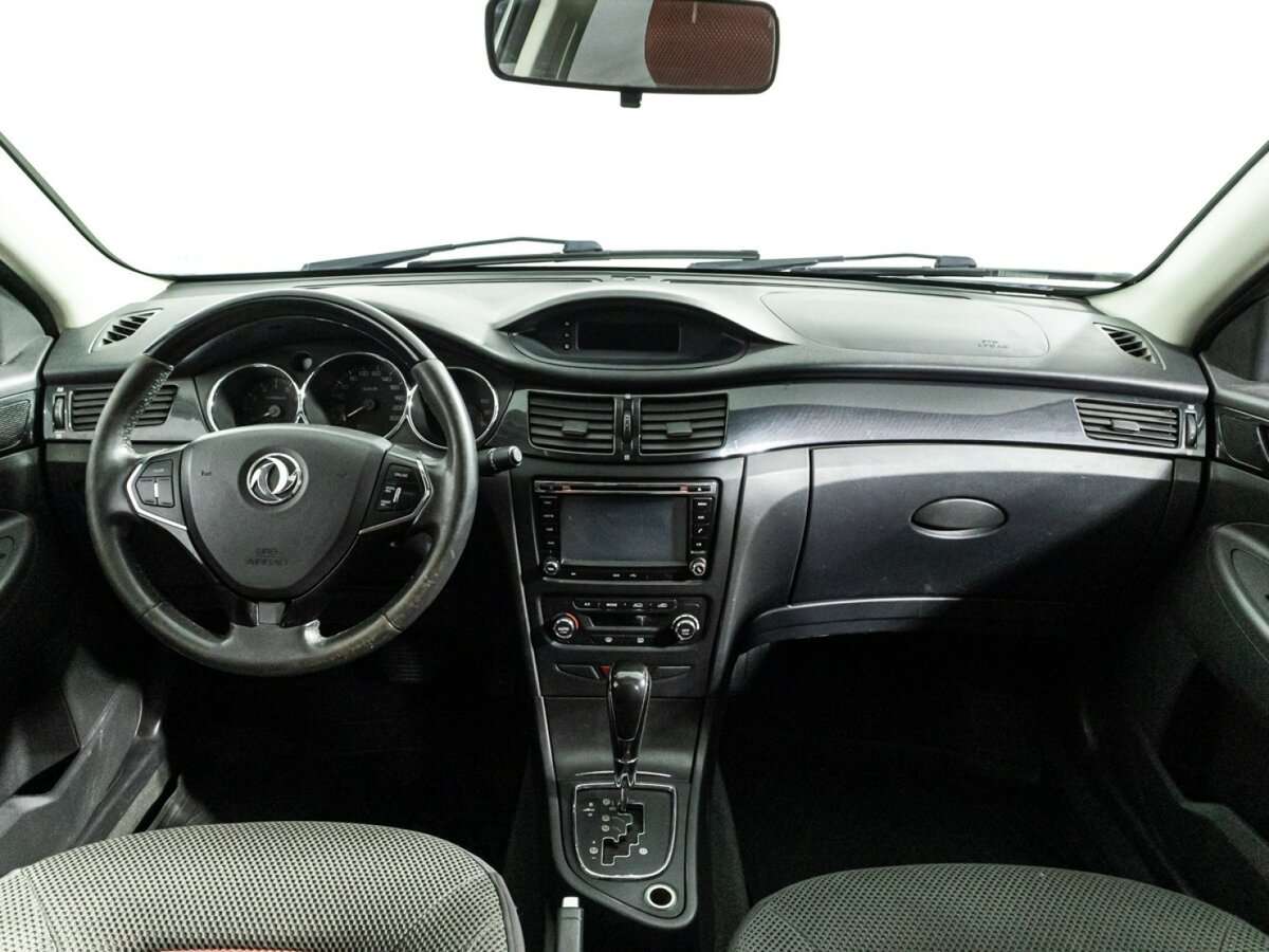 Dongfeng H30 Cross с пробегом — 2014 год. Фото: #12