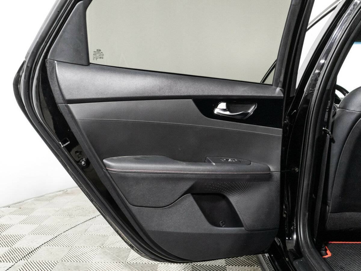 Kia K3 с пробегом — 2020 год. Фото: #28