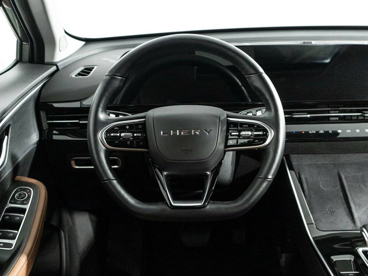 OMODA C5 с пробегом — 2023 год. Фото: #25