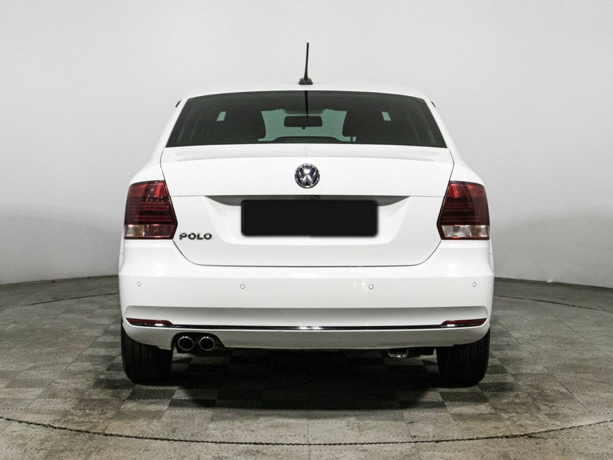 Volkswagen Polo с пробегом — 2018 год. Фото: #5