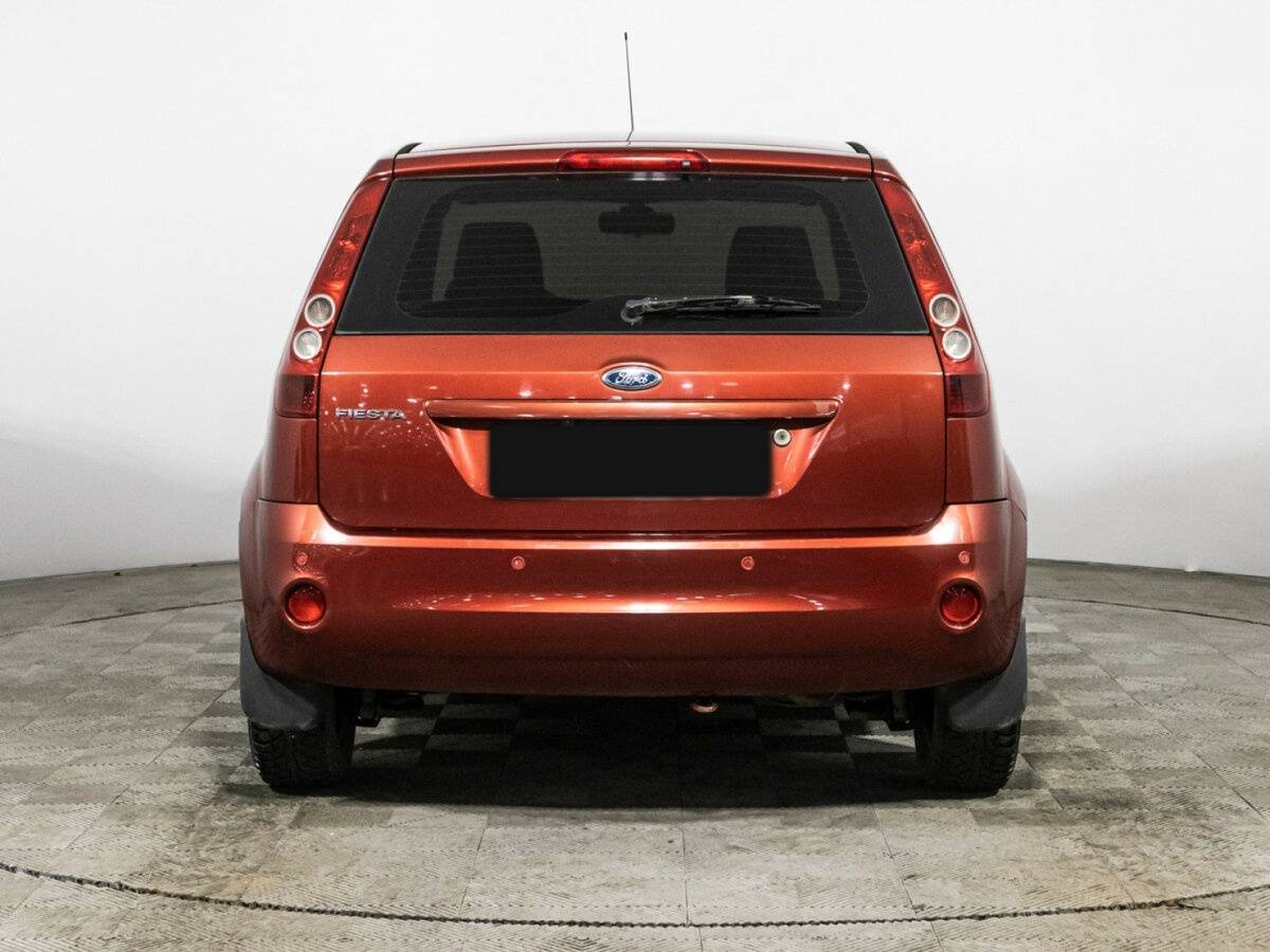 Ford Fiesta с пробегом — 2007 год. Фото: #5
