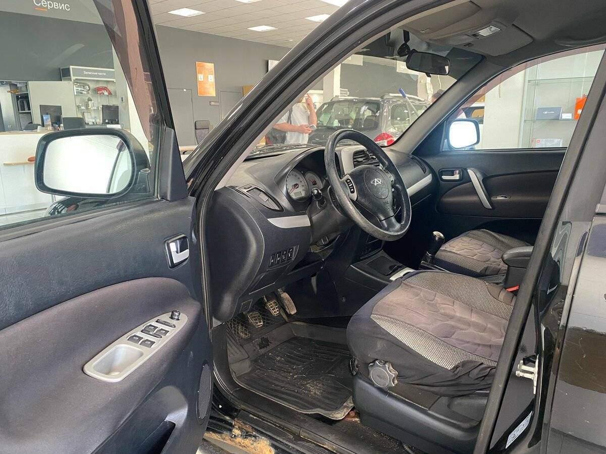 Chery Tiggo (T11) с пробегом — 2010 год. Фото: #7