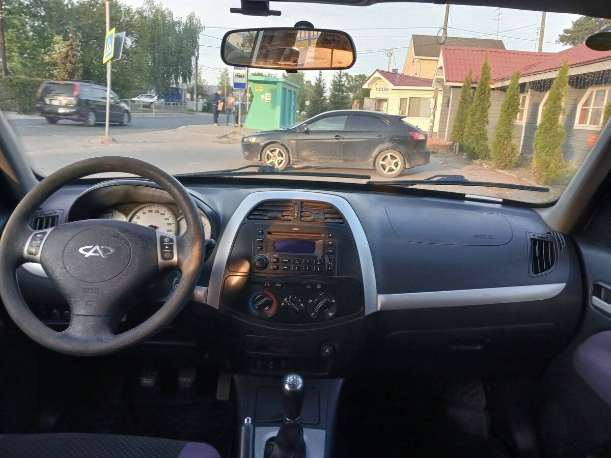 Chery Tiggo (T11) с пробегом — 2013 год. Фото: #6