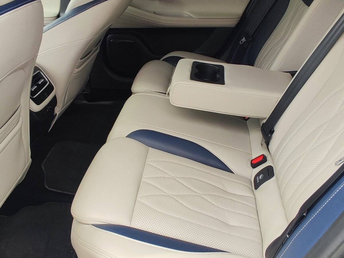 Chery Arrizo 8 с пробегом — 2023 год. Фото: #10