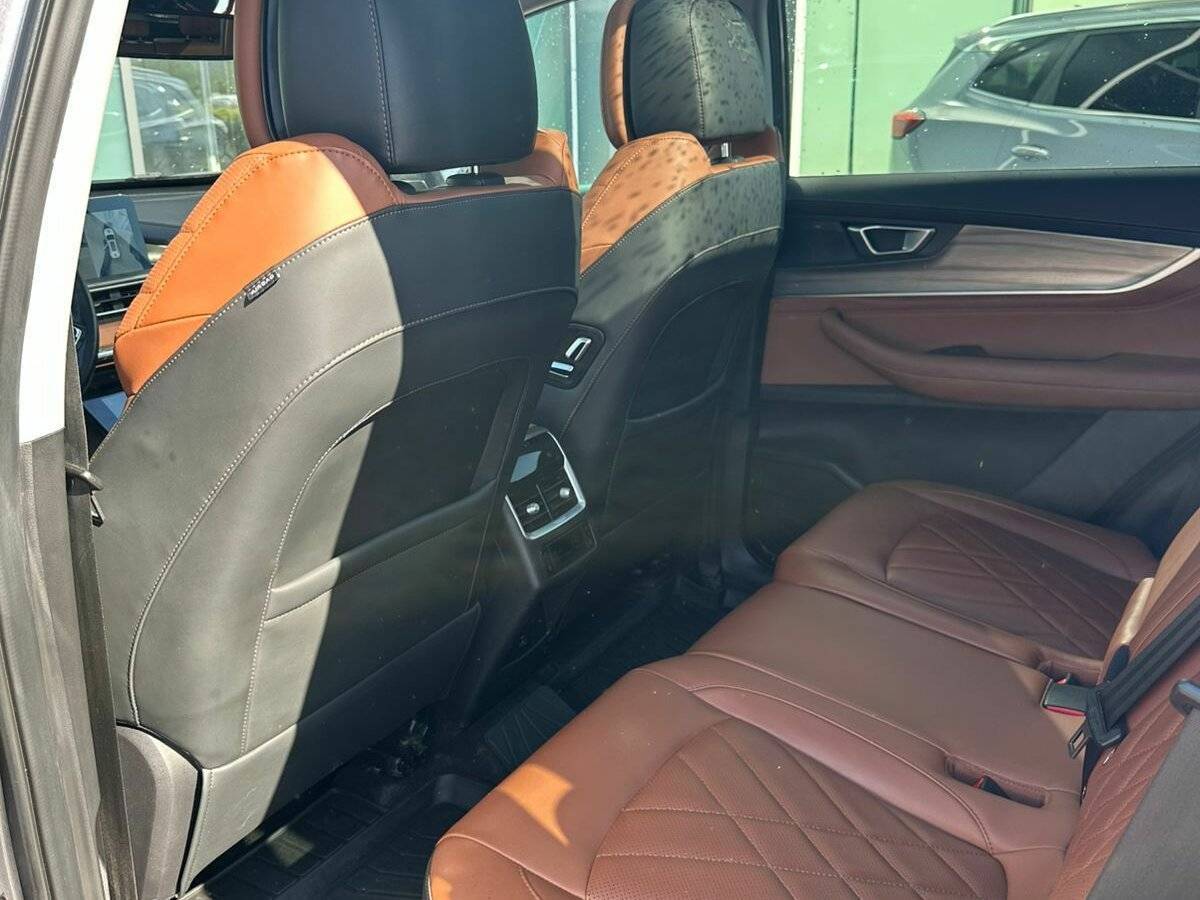 Chery Tiggo 8 Pro Max с пробегом — 2022 год. Фото: #12