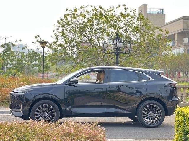 Changan UNI-K с пробегом — 2022 год. Фото: #3