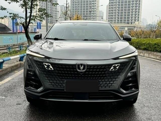 Changan UNI-T с пробегом — 2022 год. Фото: #1