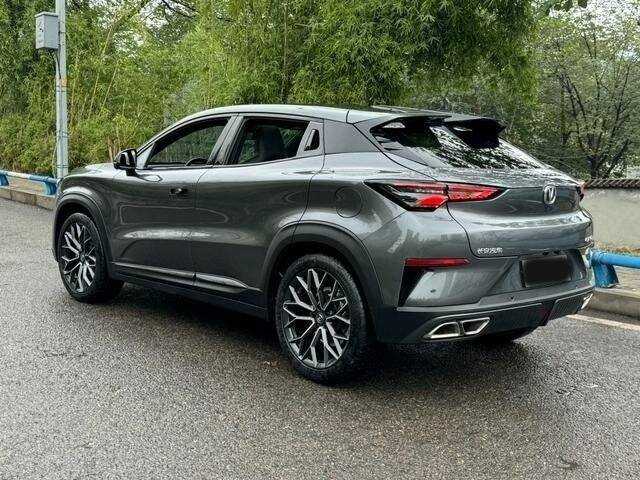 Changan UNI-T с пробегом — 2022 год. Фото: #5