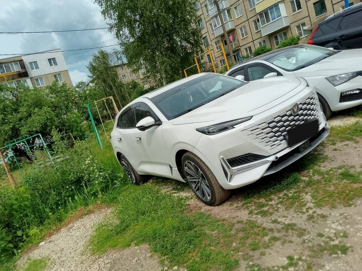 Changan UNI-K с пробегом — 2023 год. Фото: #2