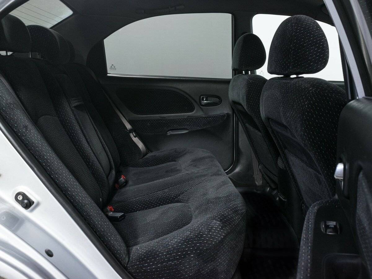 Hyundai Sonata с пробегом — 2006 год. Фото: #9