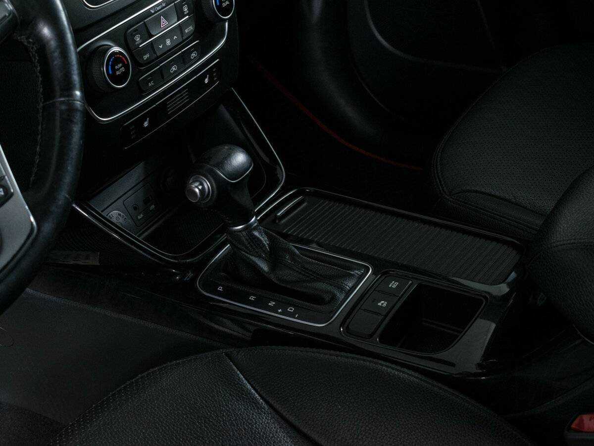 Kia Sorento с пробегом — 2013 год. Фото: #15