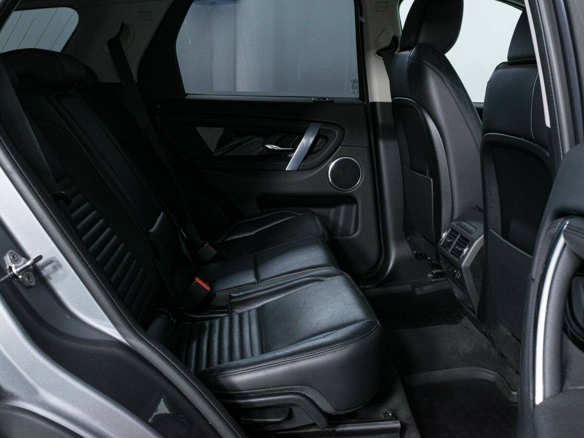 Land Rover Discovery Sport с пробегом — 2020 год. Фото: #12