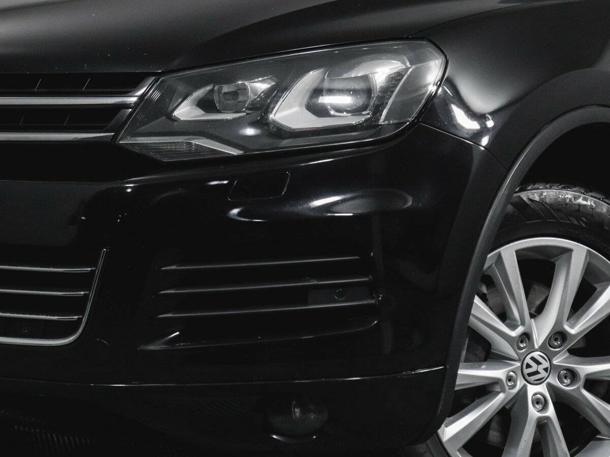 Volkswagen Touareg с пробегом — 2011 год. Фото: #16