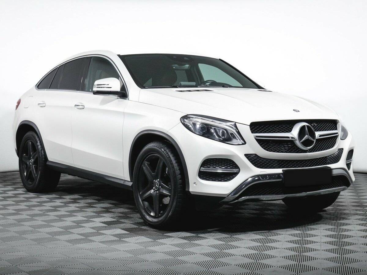 Mercedes-Benz GLE Coupe с пробегом — 2015 год. Фото: #2
