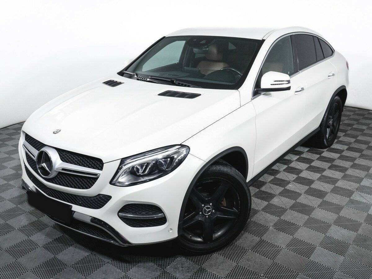Mercedes-Benz GLE Coupe с пробегом — 2015 год. Фото: #14