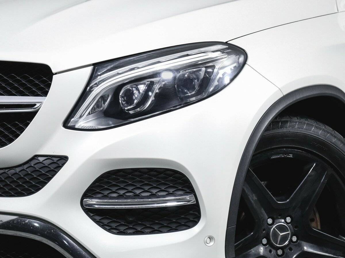 Mercedes-Benz GLE Coupe с пробегом — 2015 год. Фото: #15