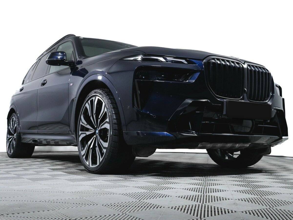 BMW X7 с пробегом — 2023 год. Фото: #17