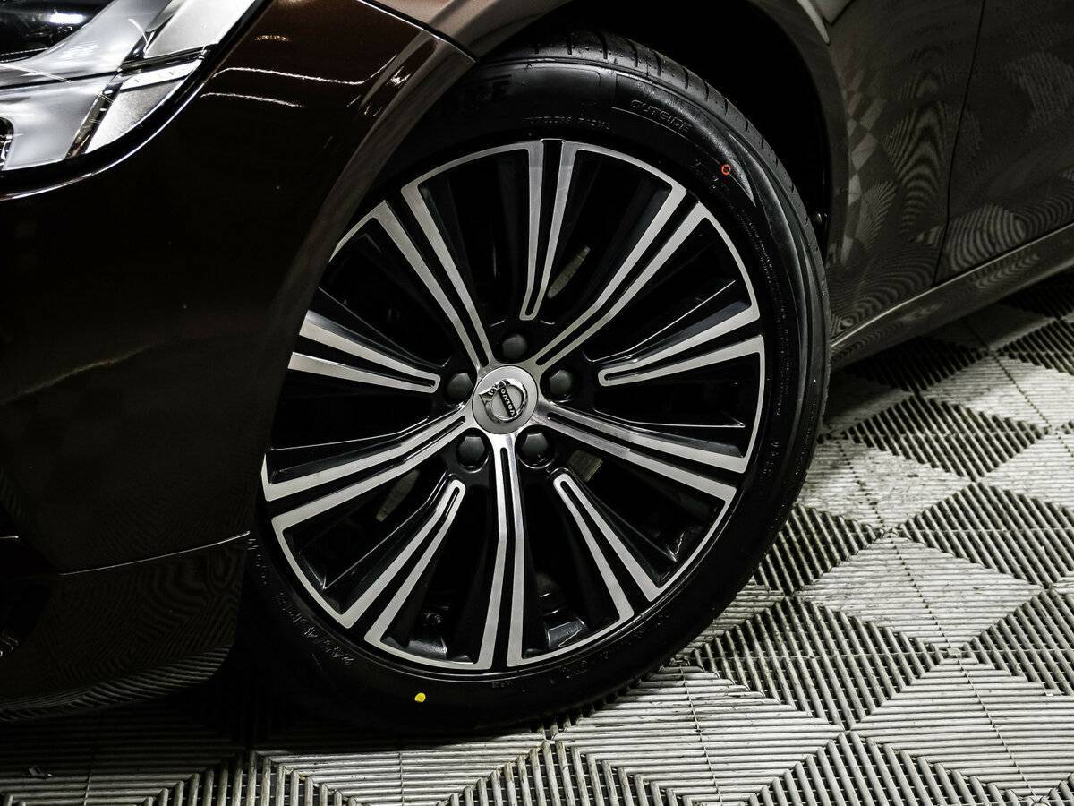 Volvo S90 с пробегом — 2020 год. Фото: #15