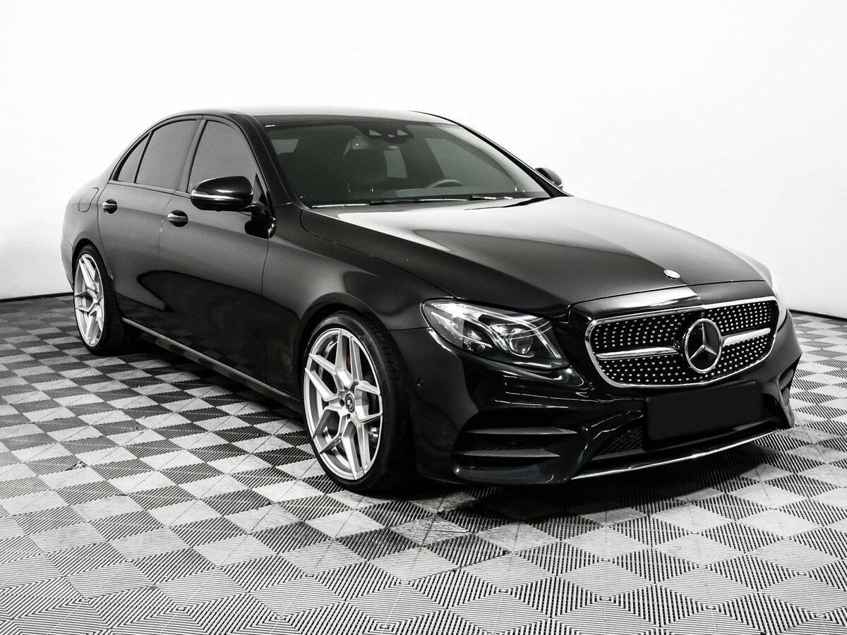 Mercedes-Benz E-Класс с пробегом — 2017 год. Фото: #2