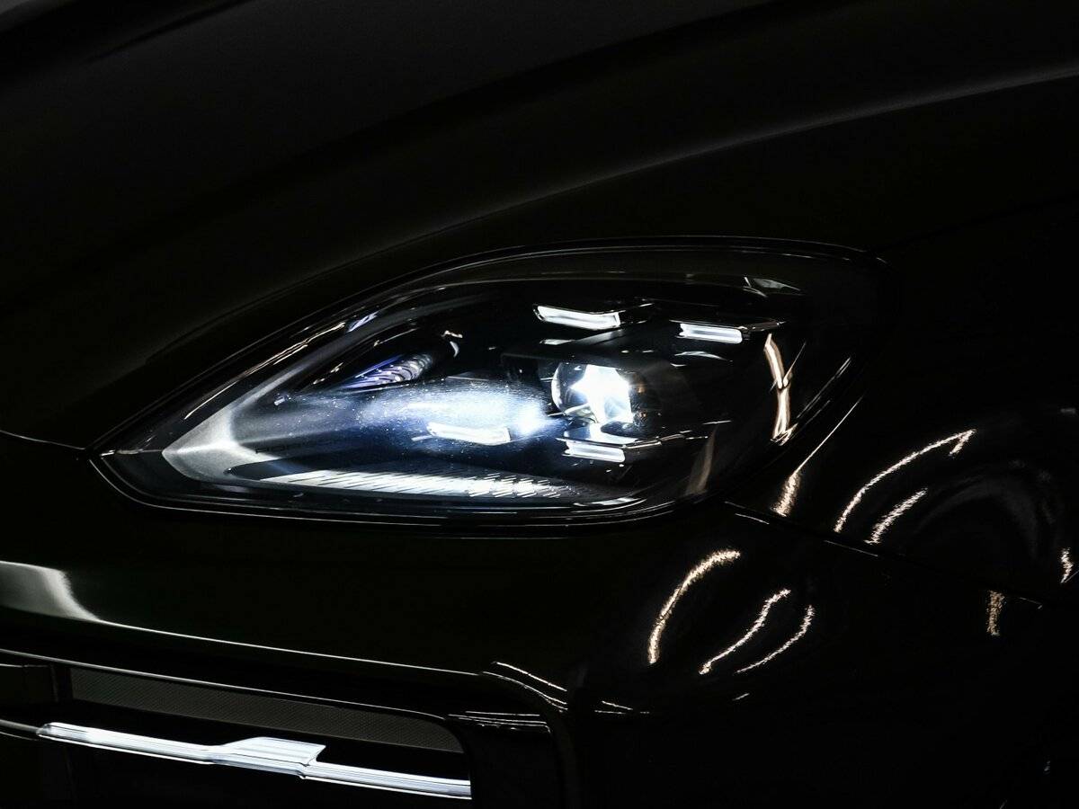 Porsche Cayenne с пробегом — 2024 год. Фото: #18