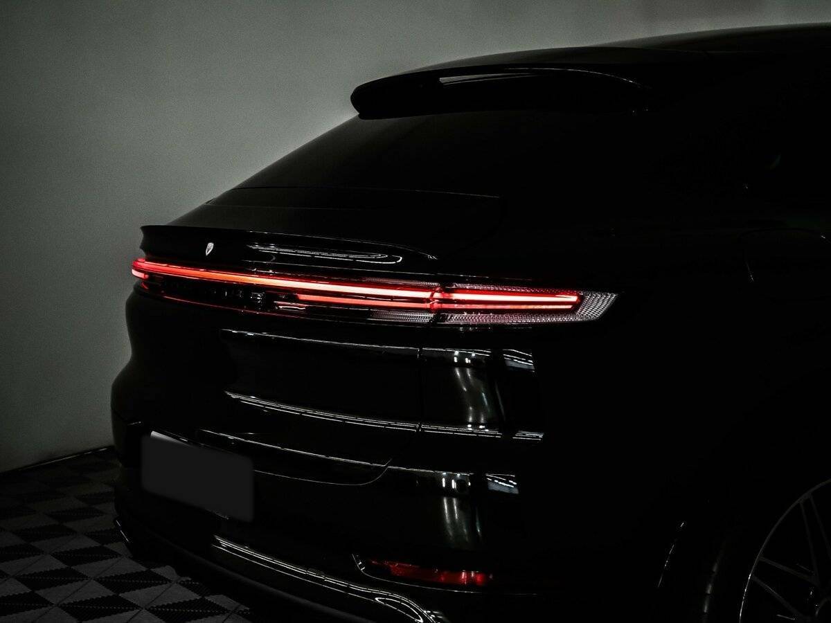 Porsche Cayenne с пробегом — 2024 год. Фото: #21