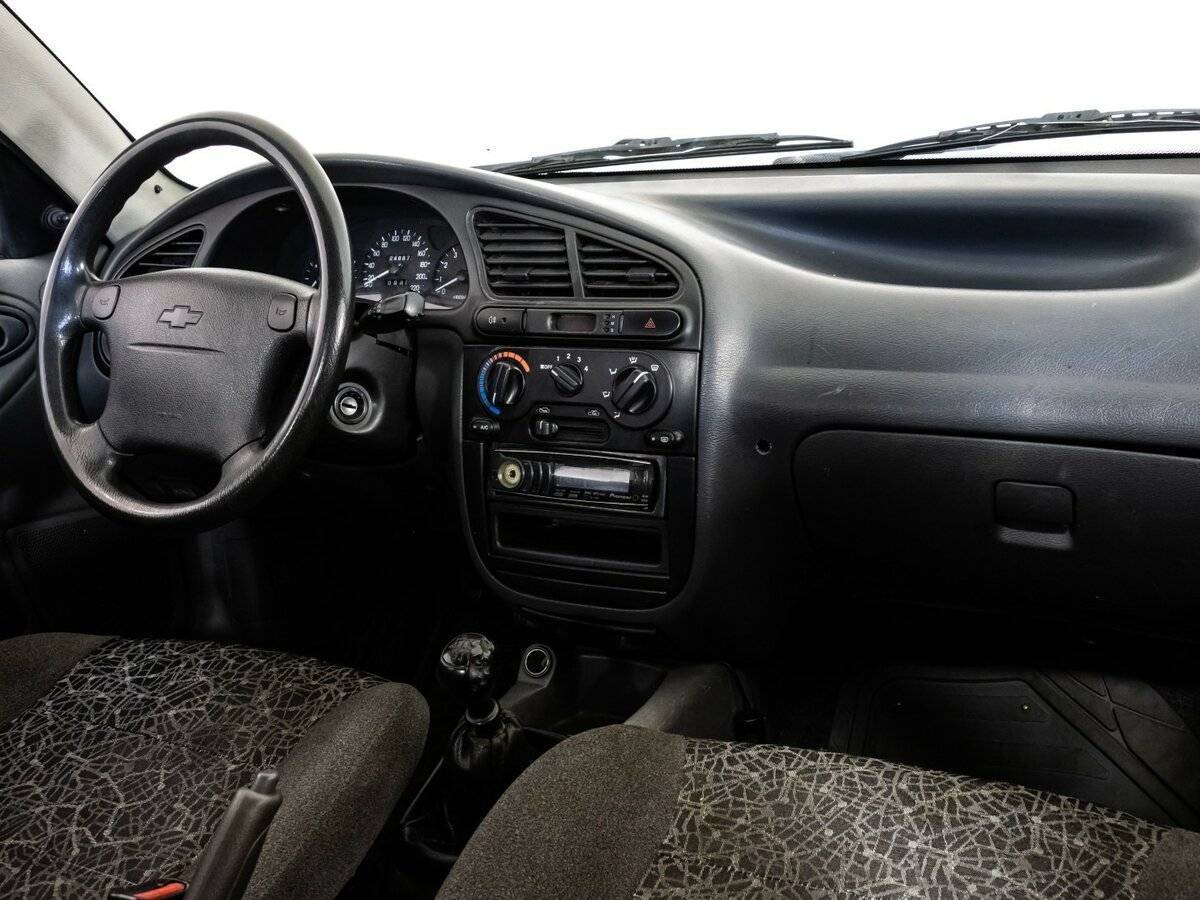 Chevrolet Lanos с пробегом — 2008 год. Фото: #8