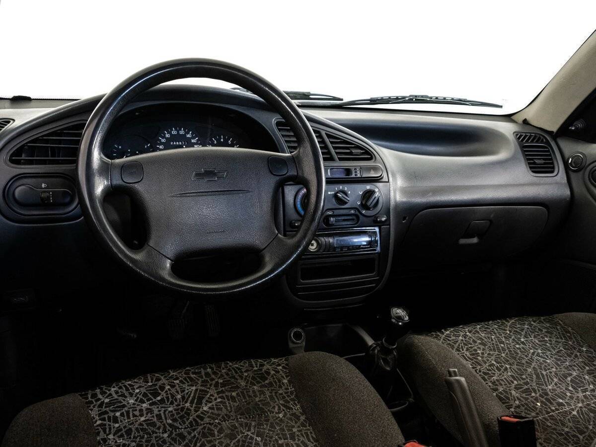 Chevrolet Lanos с пробегом — 2008 год. Фото: #10