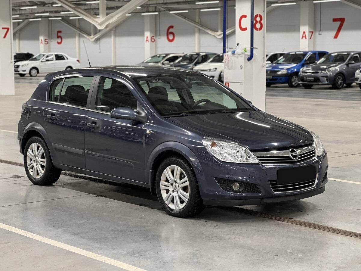 Opel Astra с пробегом — 2008 год. Фото: #2